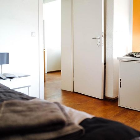 Zimmer In Ruhiger Lage 150M Zur Ta Hamelin Exterior foto